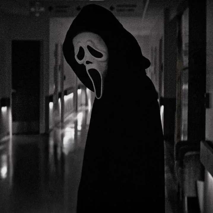 Ghostface PFP #9 (black and white, dark)