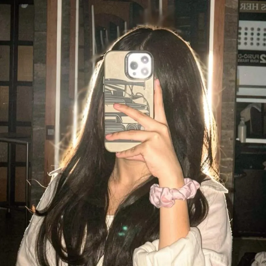 Girl PFP #3