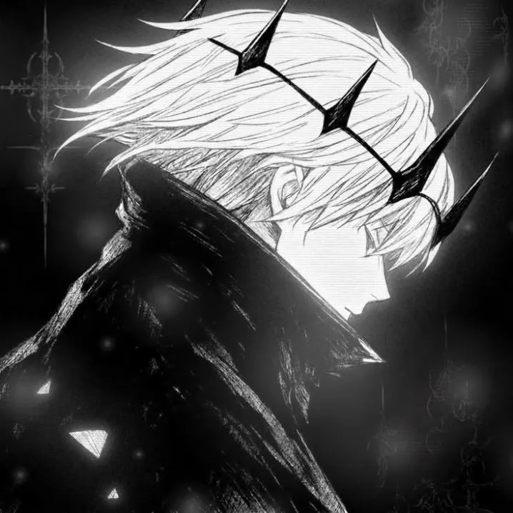 Kaneki PFP #11 (black and white, dark)