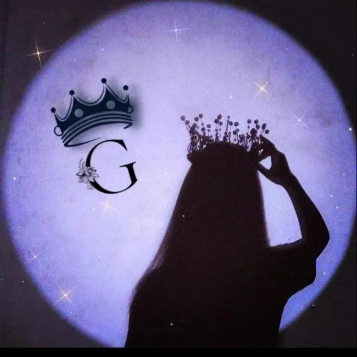 Letter PFP #107: A black letter G under a navy crown sits beside the silhouette of a girl in a flower crown against a glowing lilac circle.