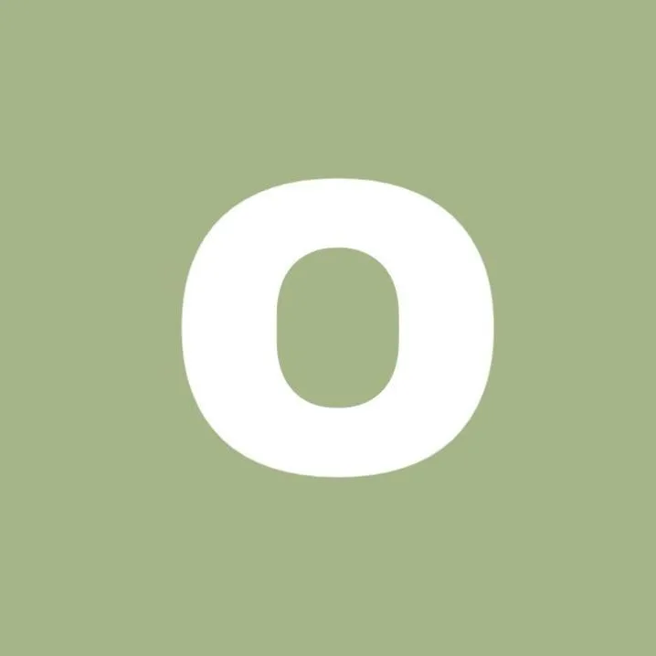 Letter PFP #122: A bold rounded white letter O fills the centre of a flat sage green square.