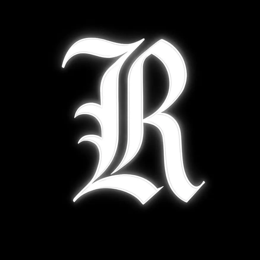 Letter PFP #58 (black, gothic, r)