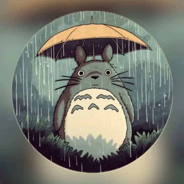 Totoro PFP #15 (rain)