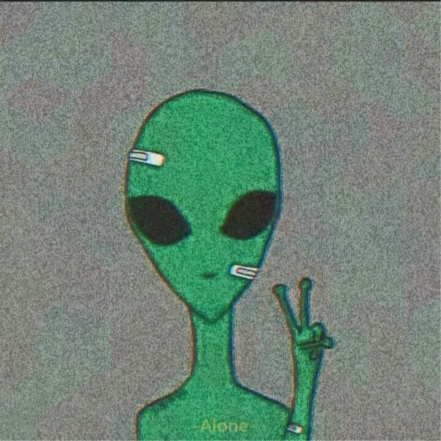 Weird PFP #12 (aesthetic, alien)
